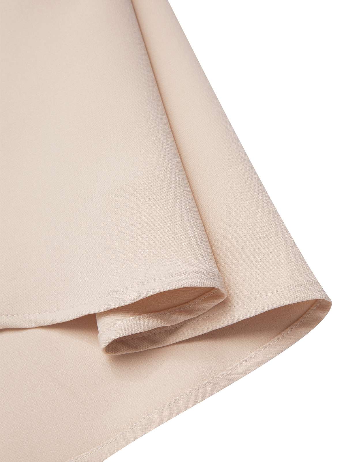 Abrigo estilo años 50 color crema con cuello de solapa